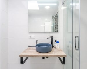 Baño con ducha
