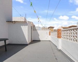 Terraza con tendedero