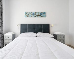 Habitación con cama matrimonio
