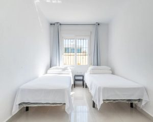Habitación con dos camas individuales