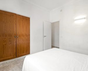 Habitación cama matrimonio con armario